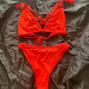 Red Amazon 3-piece set size small